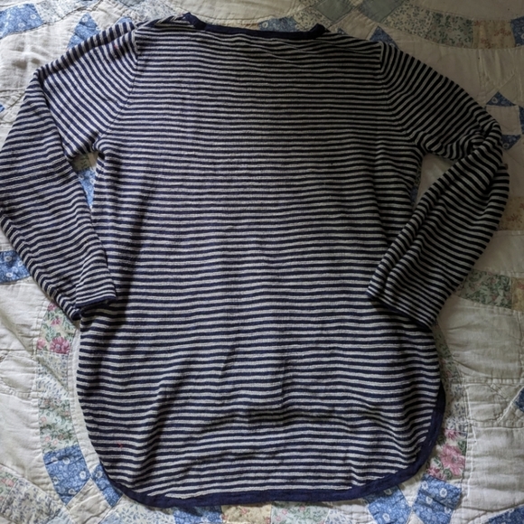 Minimalist Top Bundle Lou&Grey, Madewell, Eileen Fisher, Universal Thread Linen - Picture 14 of 15